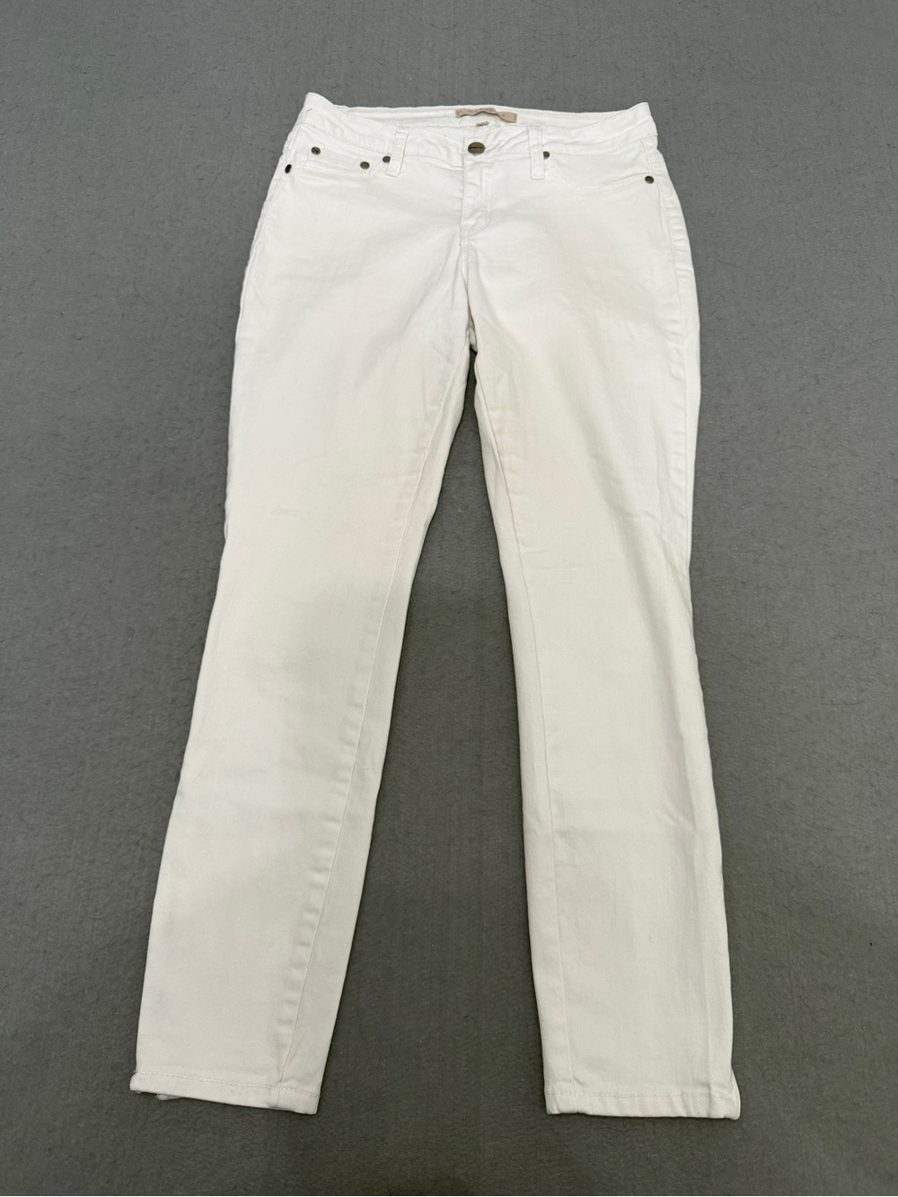 Max Jeans White Straight Leg Women’s Size 4 Jeans
